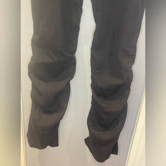 Cut Out Ruched Flare Out Pants - Picture 7 of 7